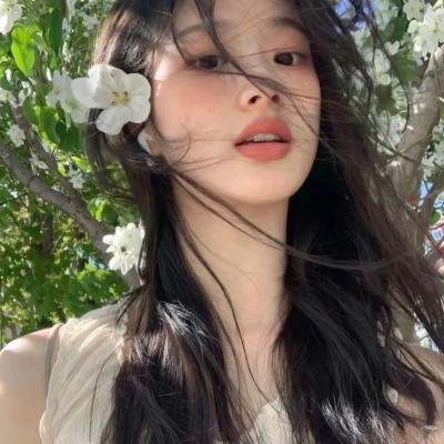 舍努阿山妇女的努巴